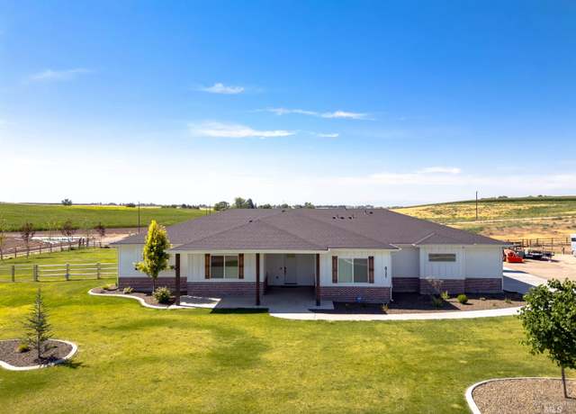Property at 6721 El Paso Rd, Caldwell, ID 83607, 4 beds, 2 baths