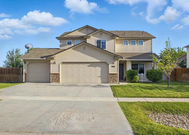 Property at 841 Shire St, Middleton, ID 83644, 4 beds, 2.5 baths