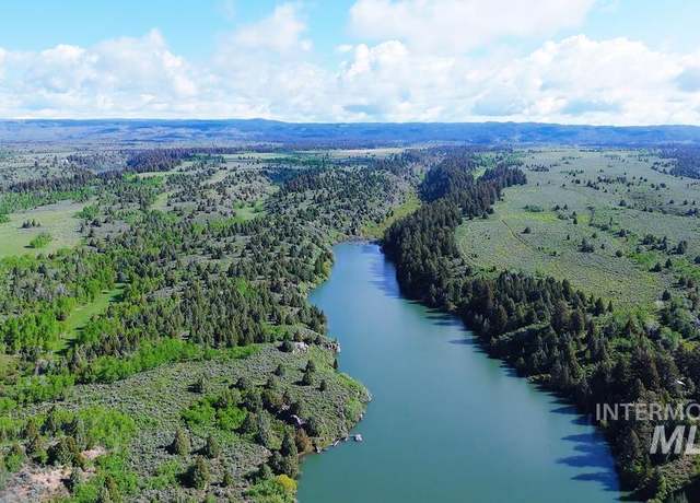 Property at 1555 Sadorus Hill Rd, Ashton, ID 83420