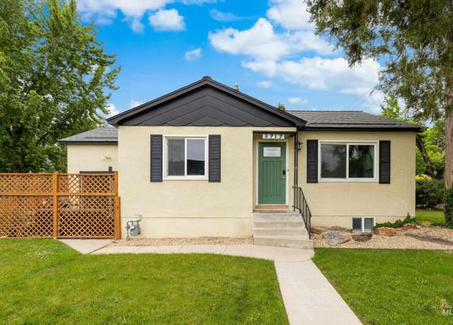 Property at 3717 W Palouse St, Boise, ID 83705, 4 beds, 2 baths