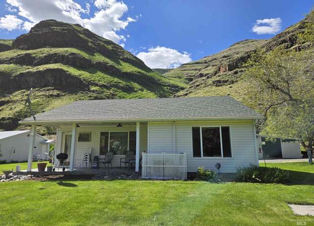 Property at 17082 Snake River Rd, Asotin, WA 99402, 2 beds, 1 bath