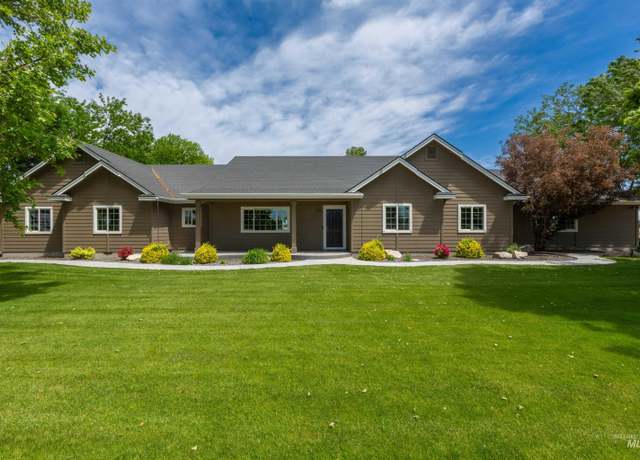 Property at 2790 S Mcdermott Rd, Nampa, ID 83687, 5 beds, 3 baths