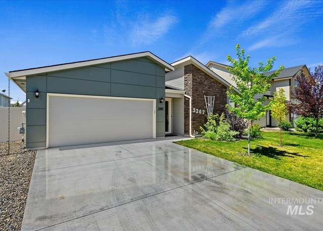 Property at 3267 S Walnut Rdg, Nampa, ID 83686, 3 beds, 2 baths