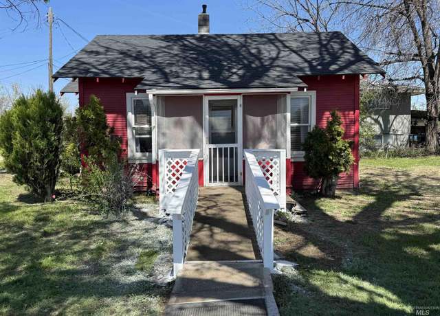 Property at 10940 W 1st St, Star, ID 83669-9999, 2 beds, 1 bath