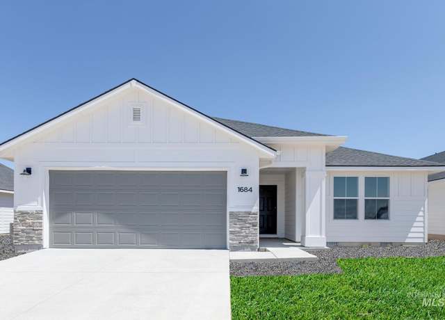 Property at 1684 SW Besra Dr, Mountain Home, ID 83647, 3 beds, 2 baths