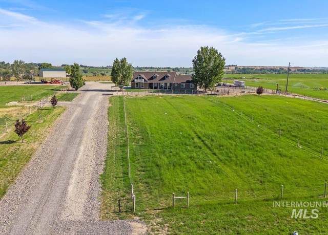Property at 2132 Succor Creek Rd, Homedale, ID 83628, 6 beds, 4 baths