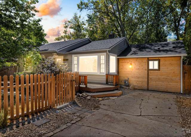 Property at 549 S Victoria Dr, Boise, ID 83705, 3 beds, 2 baths