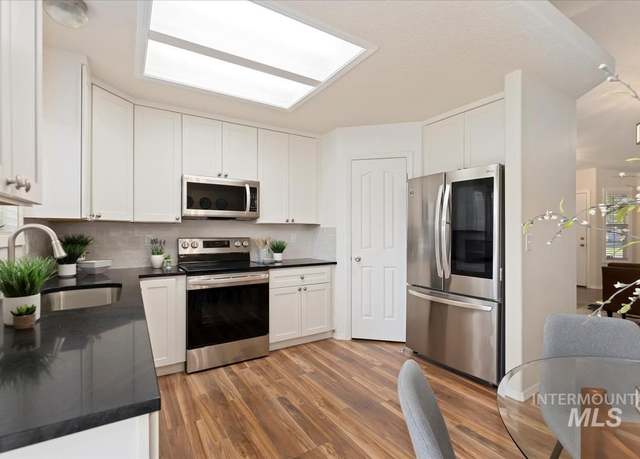 Property at 13349 Foxfire Ct, Boise, ID 83713, 4 beds, 2 baths