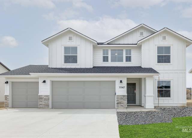 Property at 924 Morrow St, Mountain Home, ID 83647, 5 beds, 3 baths