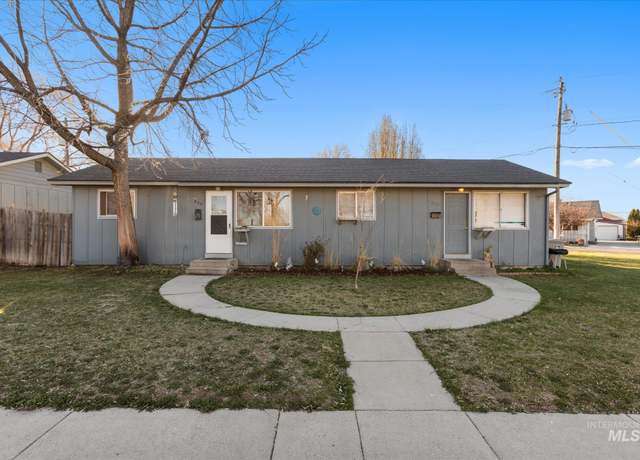 Property at 934 11th Ave N, Nampa, ID 83687, 4 beds, 2 baths