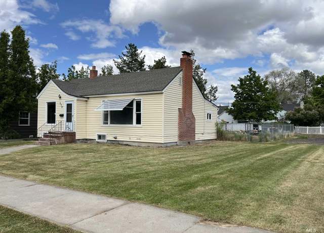 Property at 278 Taylor St, Twin Falls, ID 83301-5220, 4 beds, 3 baths