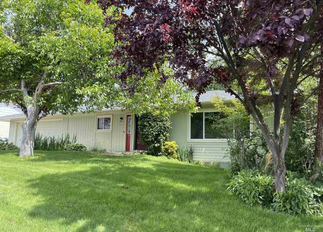 Property at 2731 Laurel Dr, Clarkston, WA 99403, 3 beds, 2 baths