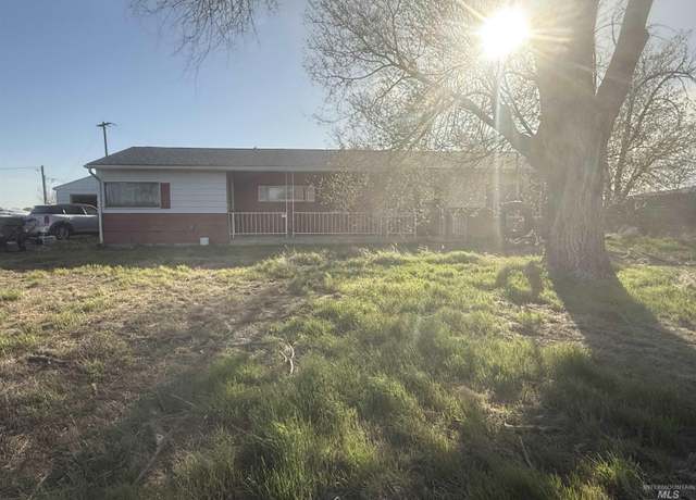 Property at 4781 Old Hwy 30, Mountain Home, ID 83647, 3 beds, 1 bath