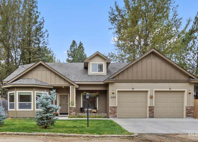 Property at 103 Mores Creek Dr, Idaho City, ID 83631, 3 beds, 2.5 baths