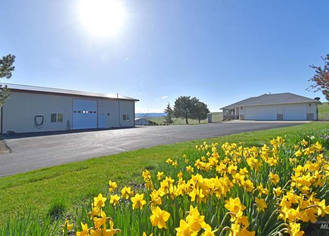 Property at 2831 Scenic Hills Dr, Clarkston, WA 99403, 4 beds, 3 baths