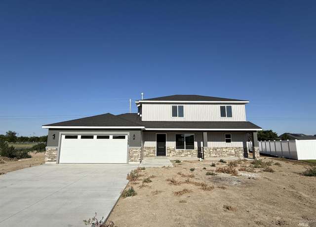 Property at 1355 N Kennedy St, Jerome, ID 83338, 4 beds, 2.5 baths