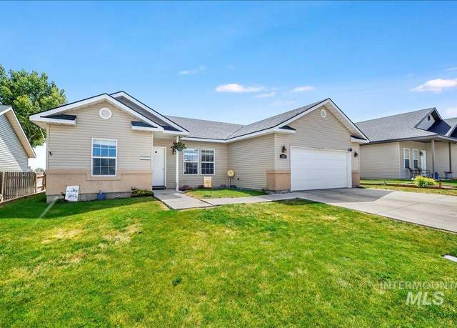 Property at 1621 Vista Dr, Twin Falls, ID 83301, 3 beds, 2 baths