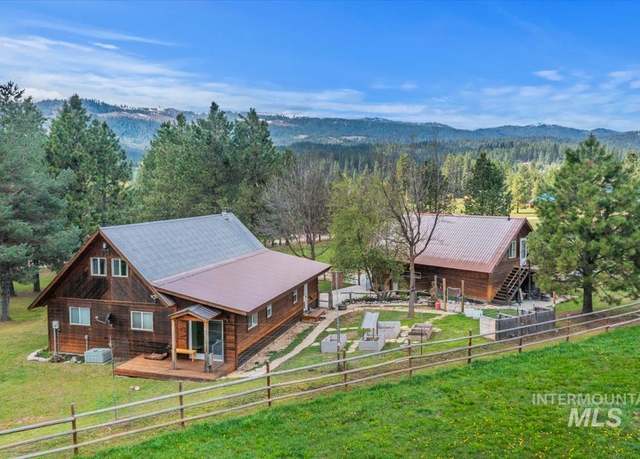 Property at 5 Pyle Creek Rd, Garden Valley, ID 83622, 3 beds, 2 baths