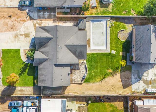 Property at 15713 Yoder Ave, Caldwell, ID 83607, 4 beds, 3 baths