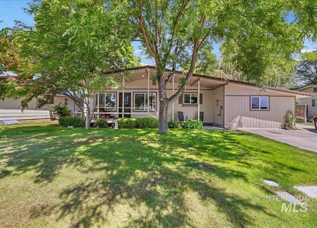 Property at 2019 Sunrise Cir, Twin Falls, ID 83301, 4 beds, 1 bath