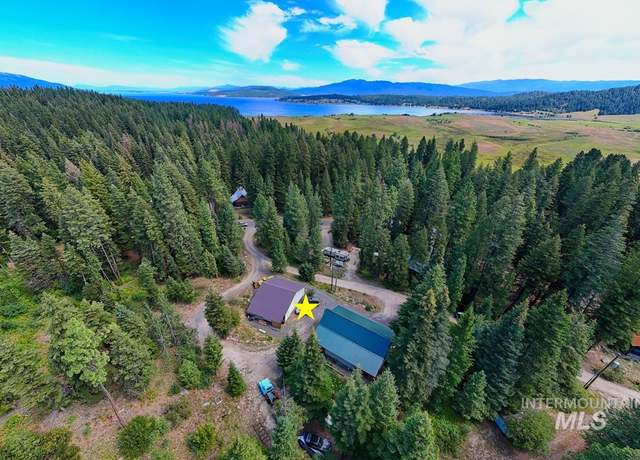 Property at 429 Doriann Dr, Cascade, ID 83611, 1 bed, 2 baths