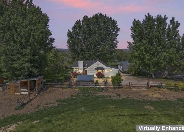 Property at 19550 Whitecap Ct, Wilder, ID 83676, 3 beds, 2 baths