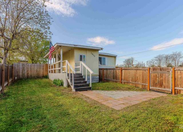 Property at 1433 Maple St, Clarkston, WA 99403, 2 beds, 1 bath