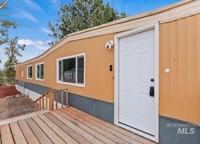 Property at 314 W Cherry Ln #52, Meridian, ID 83642, 3 beds, 1 bath
