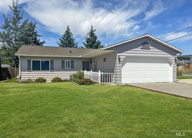 Property at 1572 Dogwood, Moscow, ID 83843, 3 beds, 2 baths