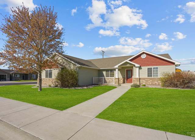 Property at 2358 Alderwood Ave, Burley, ID 83318, 3 beds, 2 baths