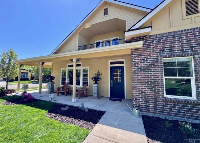 Property at 11074 W Petunia, Boise, ID 83709, 4 beds, 2.5 baths