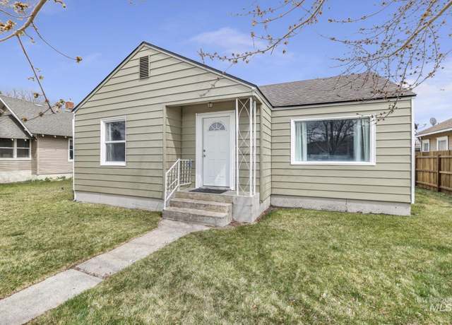 Property at 818 H St, Rupert, ID 83350, 3 beds, 2 baths