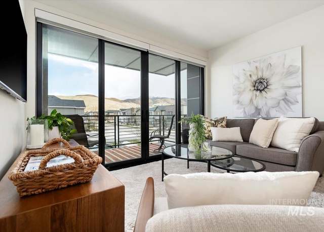 Property at 4184 E Haystack St #206, Boise, ID 83716, 2 beds, 2 baths