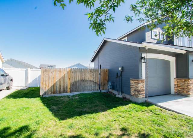 Property at 8340 E Expedition Dr, Nampa, ID 83687, 4 beds, 2.5 baths