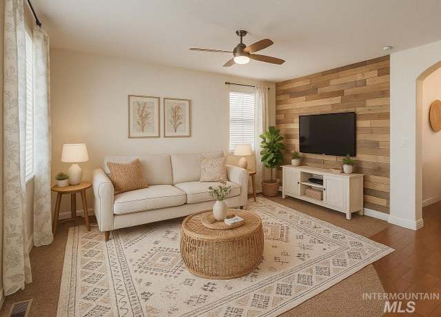 Property at 648 Harvest Way, Middleton, ID 83644, 4 beds, 2.5 baths