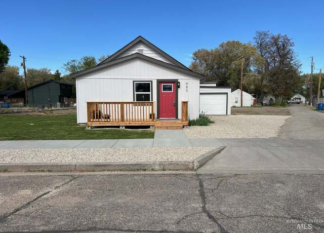 Property at 480 S 2nd East, Mountain Home, ID 83647, 3 beds, 1 bath