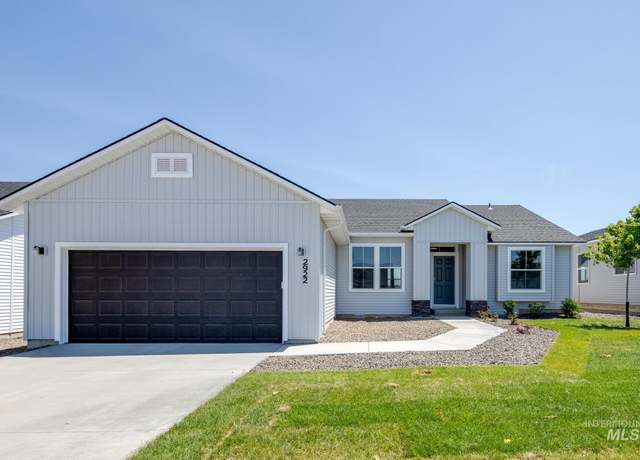 Property at 2922 N Arroyo Vista Way, Kuna, ID 83634, 4 beds, 2 baths