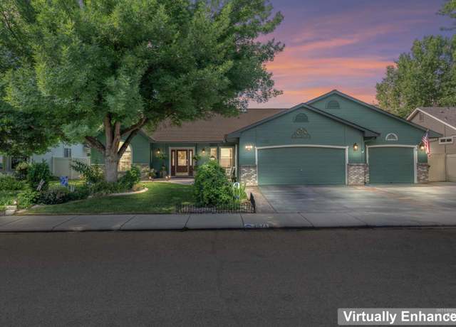 Property at 2571 W Willard St, Meridian, ID 83642, 3 beds, 2 baths