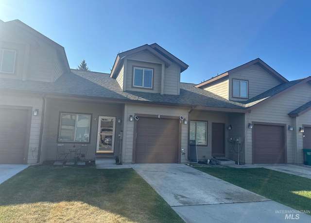Property at 24 Mangum Cir #6, Donnelly, ID 83615, 3 beds, 2 baths