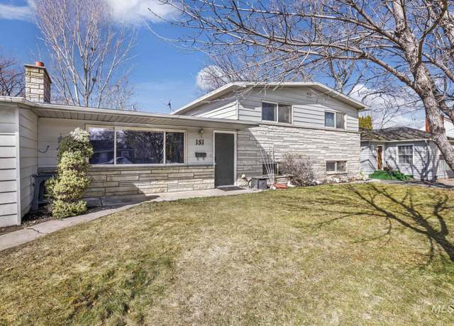 Property at 151 Fillmore St, Twin Falls, ID 83301, 4 beds, 3 baths