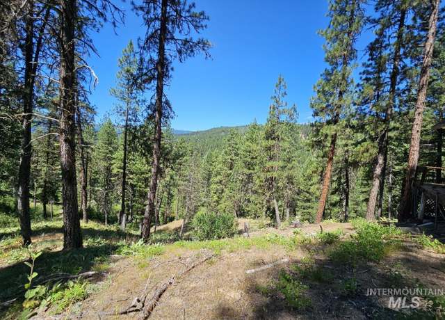 Property at 17 Thunder Rd, Garden Valley, ID 83622-0000