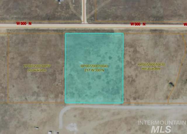 Property at 217 W 300 N, Fairfield, ID 83327