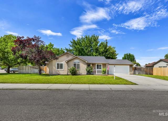 Property at 1998 W Snyder Dr, Meridian, ID 83642, 3 beds, 2 baths