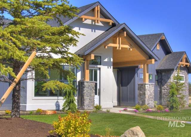 Property at 555 Century Ave, Middleton, ID 83644, 4 beds, 3.5 baths