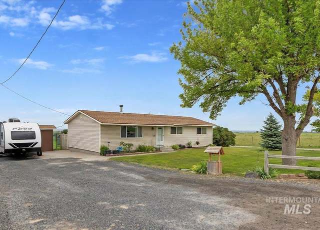 Property at 1910 E 3950 N, Filer, ID 83328, 3 beds, 1 bath