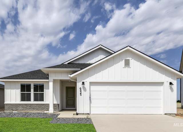 Property at 6825 S Old Farm Ave, Meridian, ID 83642, 3 beds, 2 baths