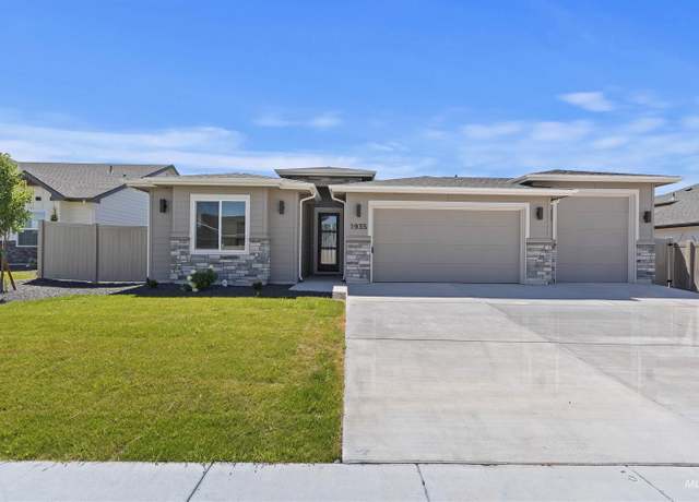Property at 1935 W Bittern St, Nampa, ID 83686, 3 beds, 2 baths