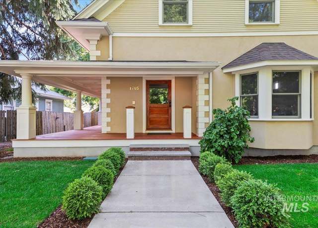 Property at 1705 17th, Boise, ID 83702, 4 beds, 4.5 baths