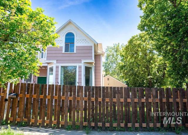 Property at 304 6th Ave, Lewiston, ID 83501, 5 beds, 3 baths