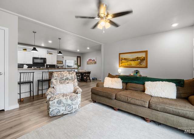Property at 631 N Timathy Rd, Boise, ID 83713, 4 beds, 2 baths